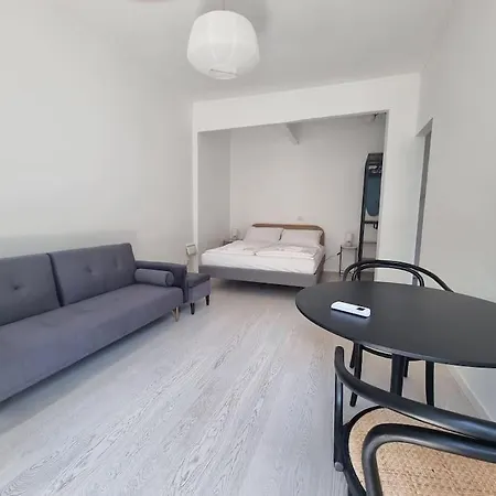 Milan New Apartment In Lively Central Area Exterior photo